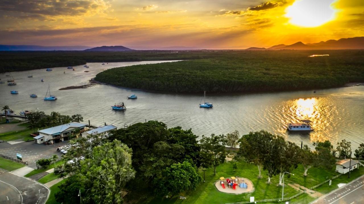 Lucinda Fishing Lodge מראה חיצוני תמונה