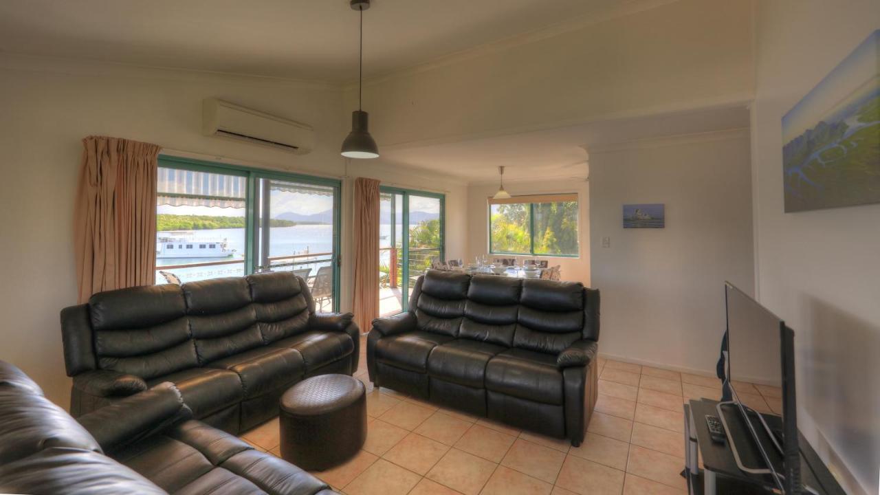 Lucinda Fishing Lodge מראה חיצוני תמונה