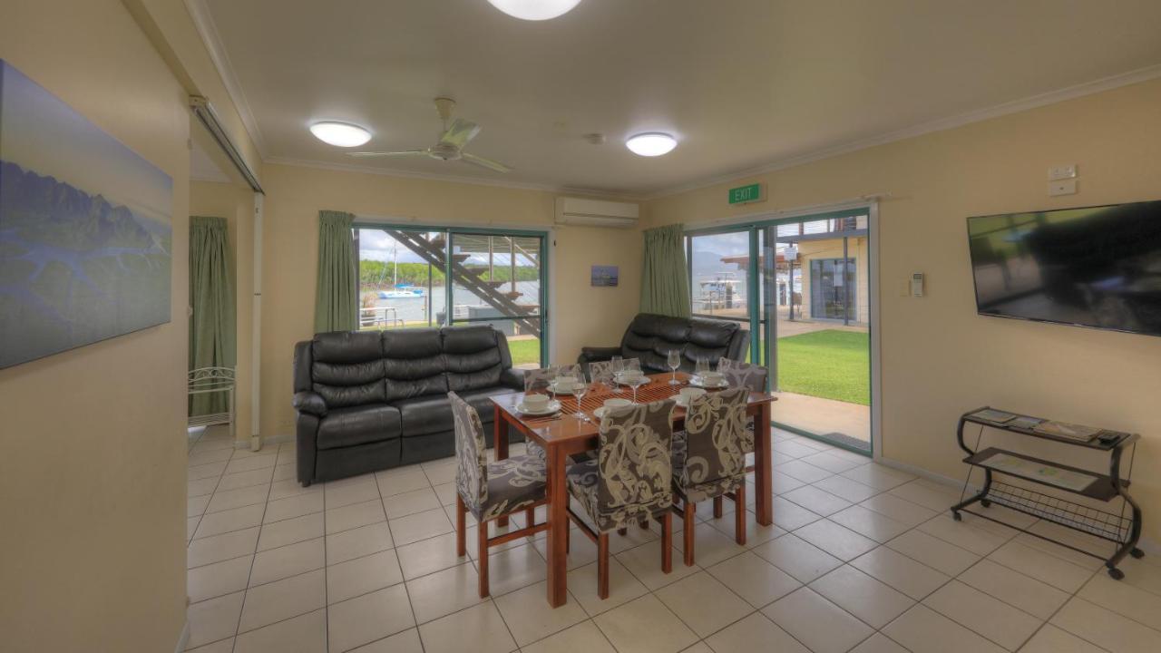 Lucinda Fishing Lodge מראה חיצוני תמונה